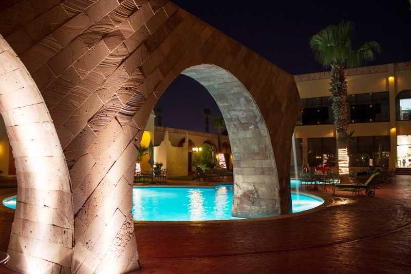 Hotel Lucerna Ciudad Juárez Buitenkant foto
