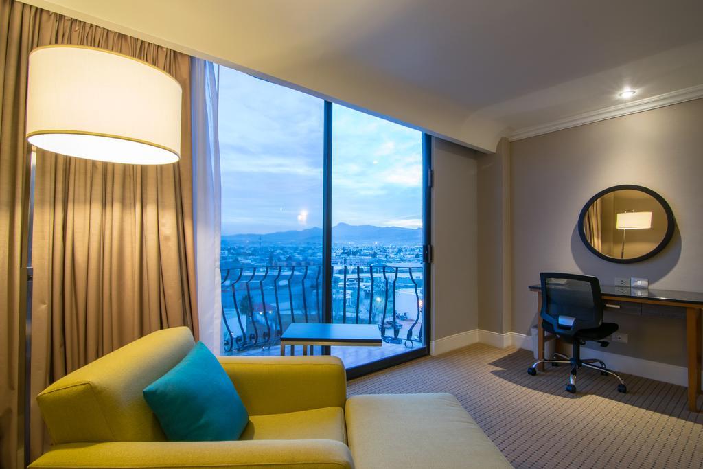 Hotel Lucerna Ciudad Juárez Buitenkant foto