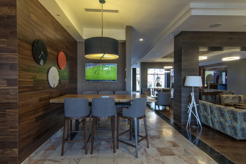 Hotel Lucerna Ciudad Juárez Buitenkant foto