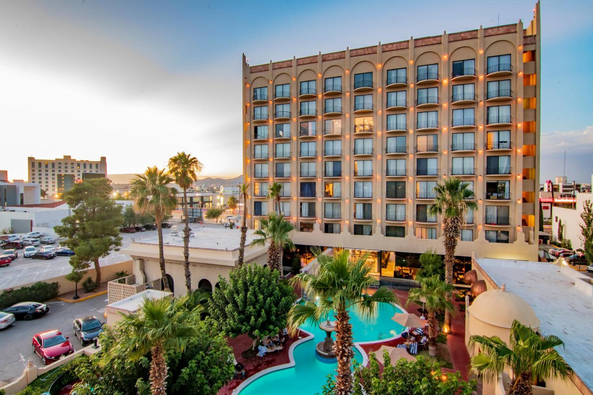 Hotel Lucerna Ciudad Juárez Buitenkant foto